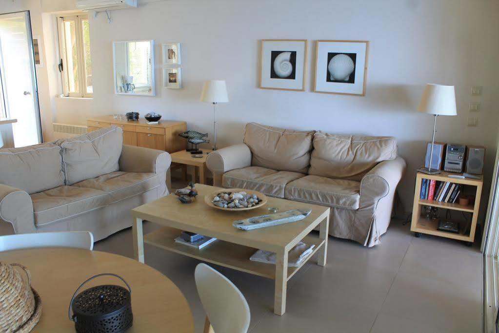 Avia Holiday Homes Εξωτερικό φωτογραφία